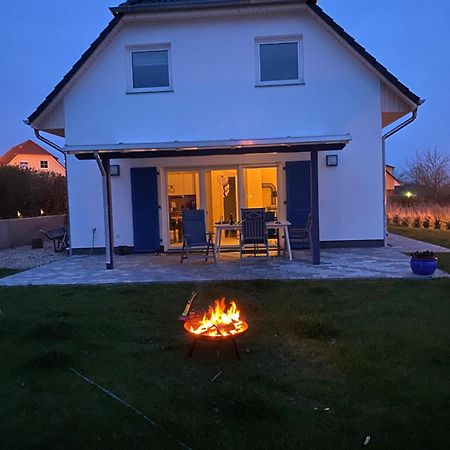Ferienhaus Paula Marlow Exterior photo